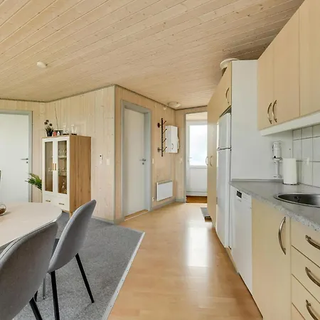 Apartamento Two-bedroom In Hvide Sande *